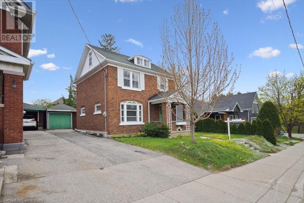 Property at 14 HENRY Street image 3