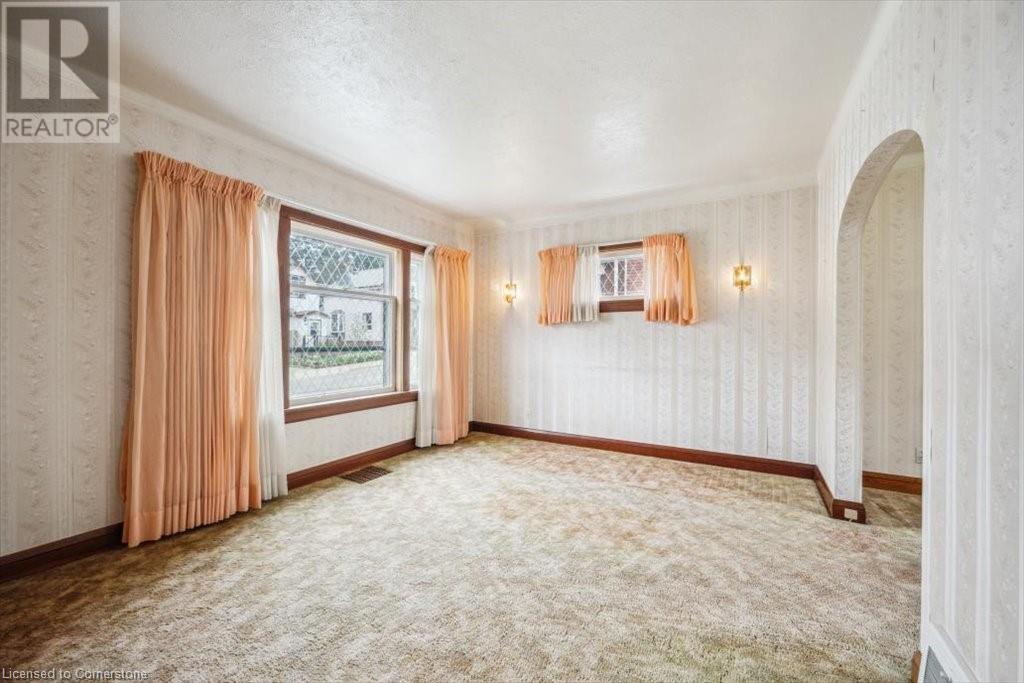 14 Henry Street, Kitchener, Ontario  N2G 1P3 - Photo 8 - 40724369