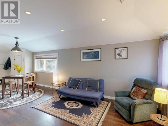 Property at 7132 BAKER STREET image 2