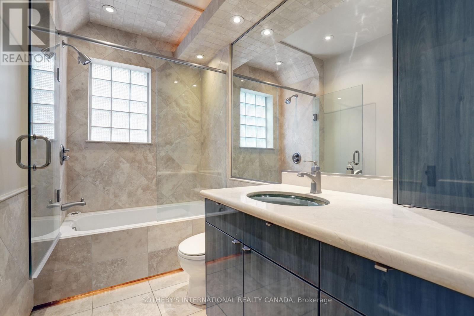 Main - 872 Avenue Road, Toronto, Ontario  M5P 2K6 - Photo 18 - C12128510