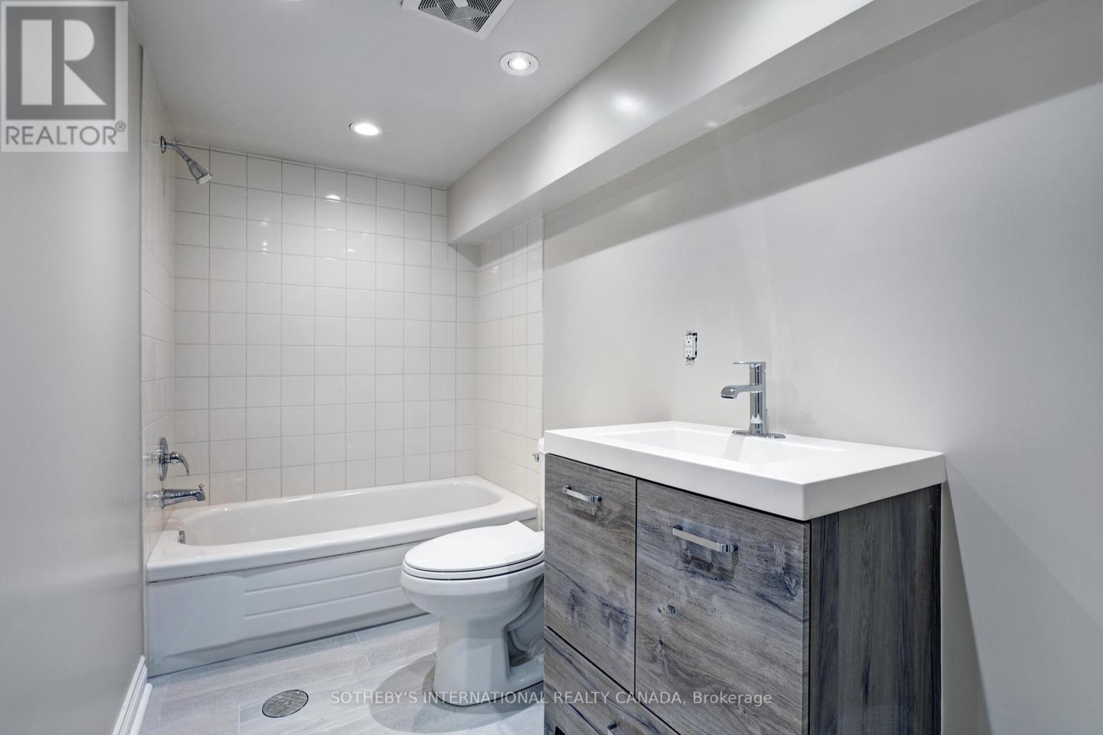 Main - 872 Avenue Road, Toronto, Ontario  M5P 2K6 - Photo 25 - C12128510