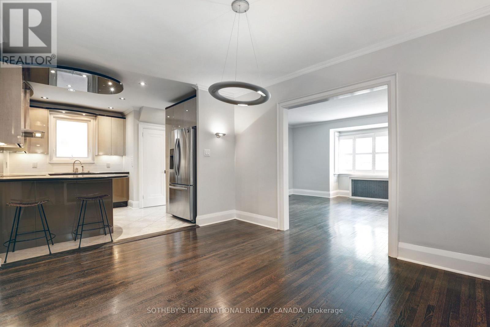 Main - 872 Avenue Road, Toronto, Ontario  M5P 2K6 - Photo 9 - C12128510