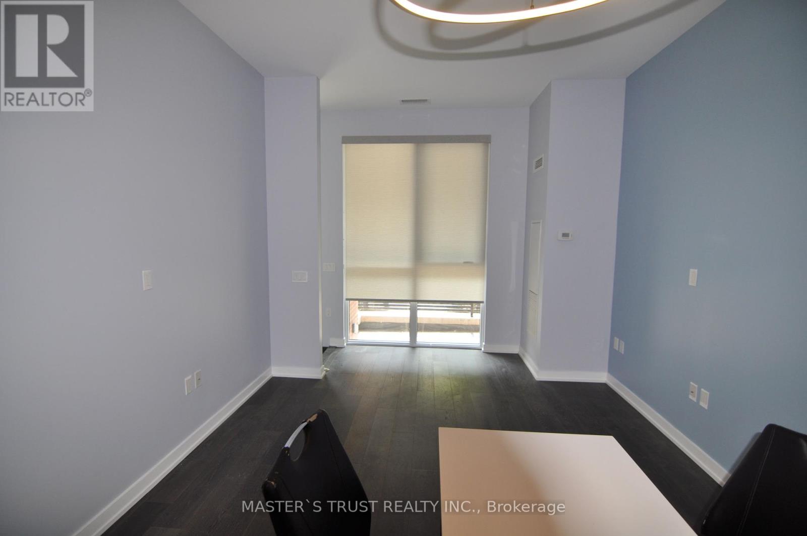 Th02 - 38 Iannuzzi Street, Toronto, Ontario  M5V 0S2 - Photo 8 - C12128566
