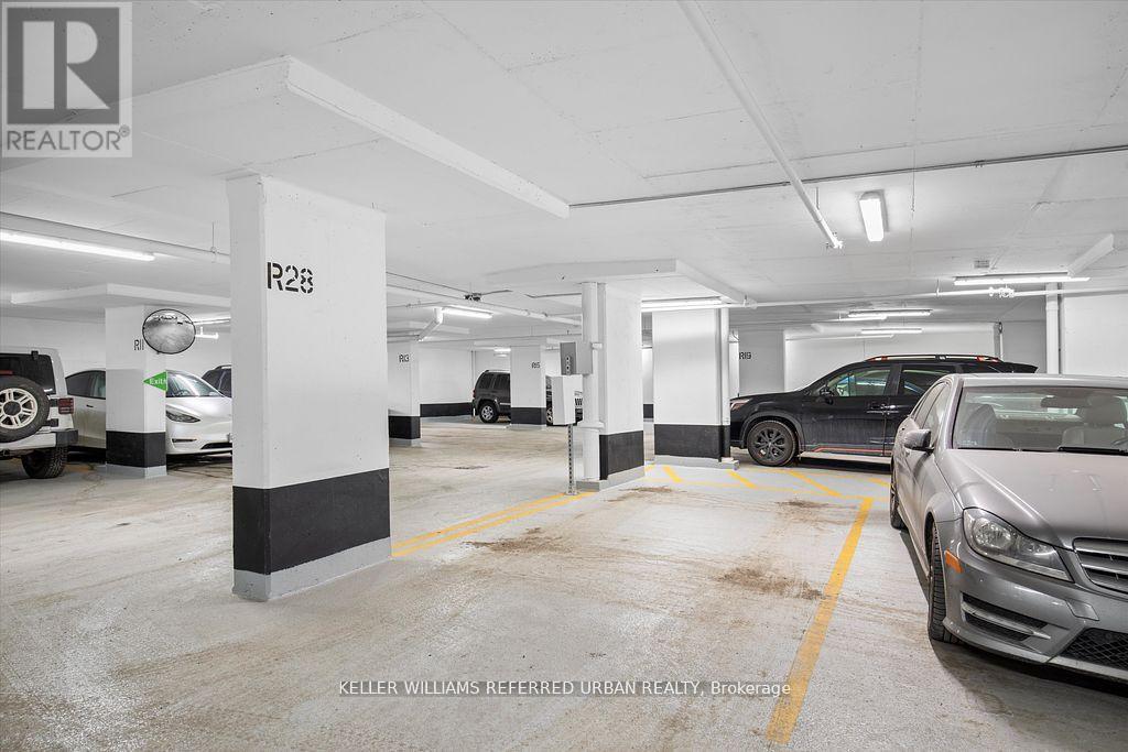 1510 - 99 Foxbar Road, Toronto, Ontario  M4V 2G5 - Photo 30 - C12128580