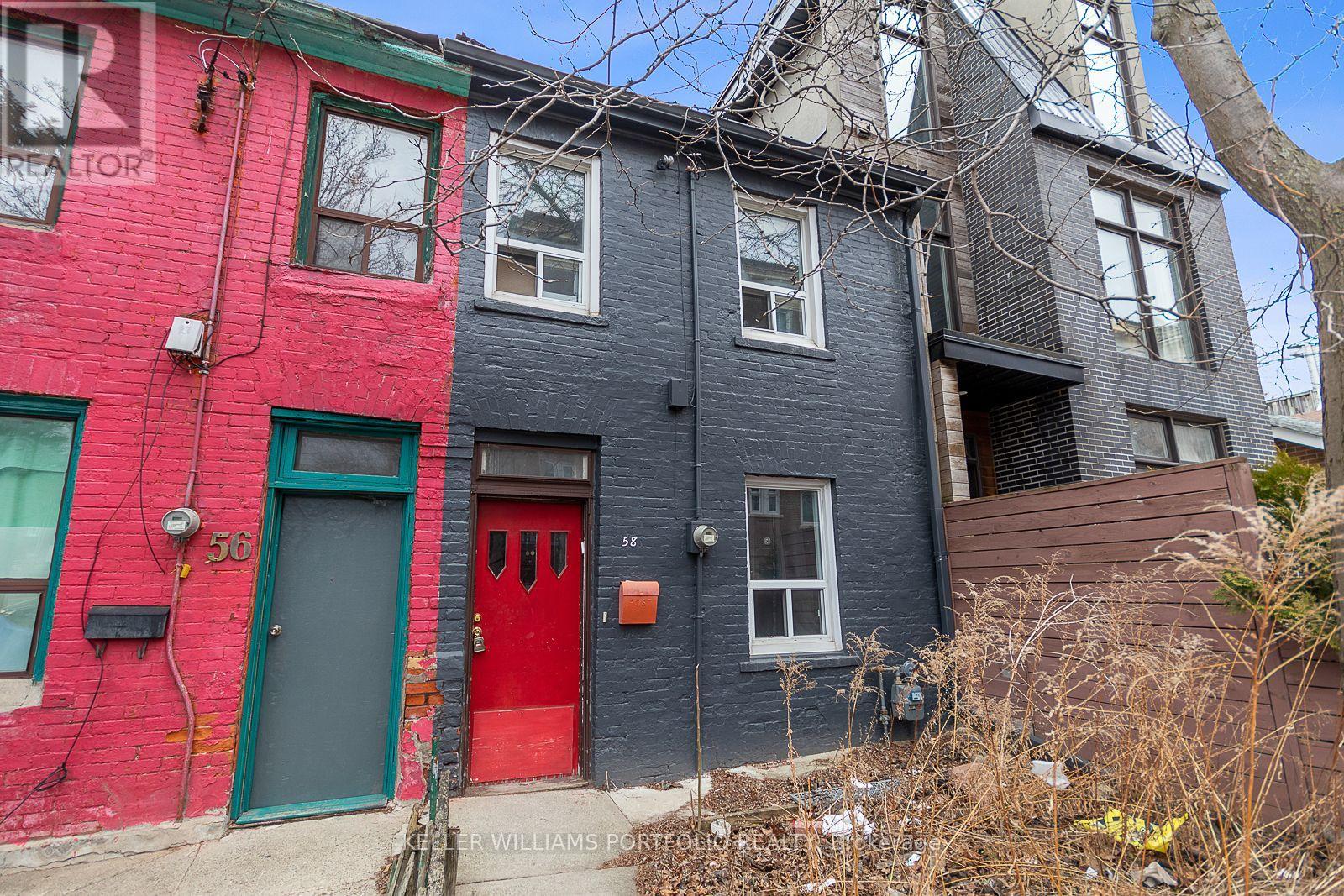 58 Manning Avenue, Toronto, Ontario  M6J 2K5 - Photo 2 - C12128617