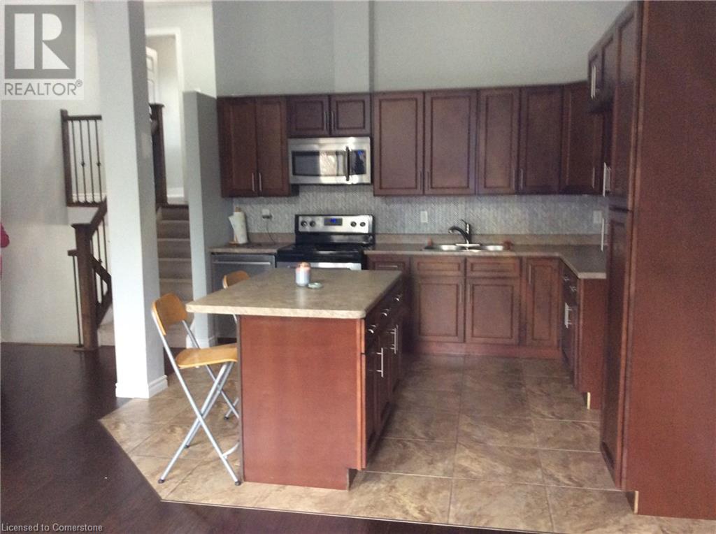 Property at 118 OVERLEA Drive image 4