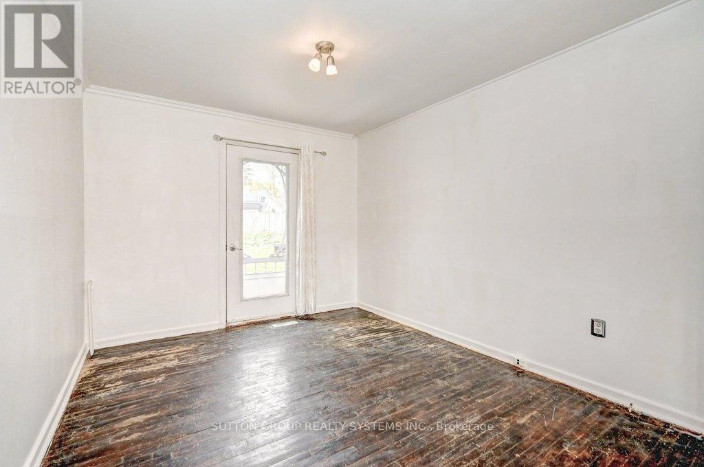 Property at 135 GLEN ROAD image 5