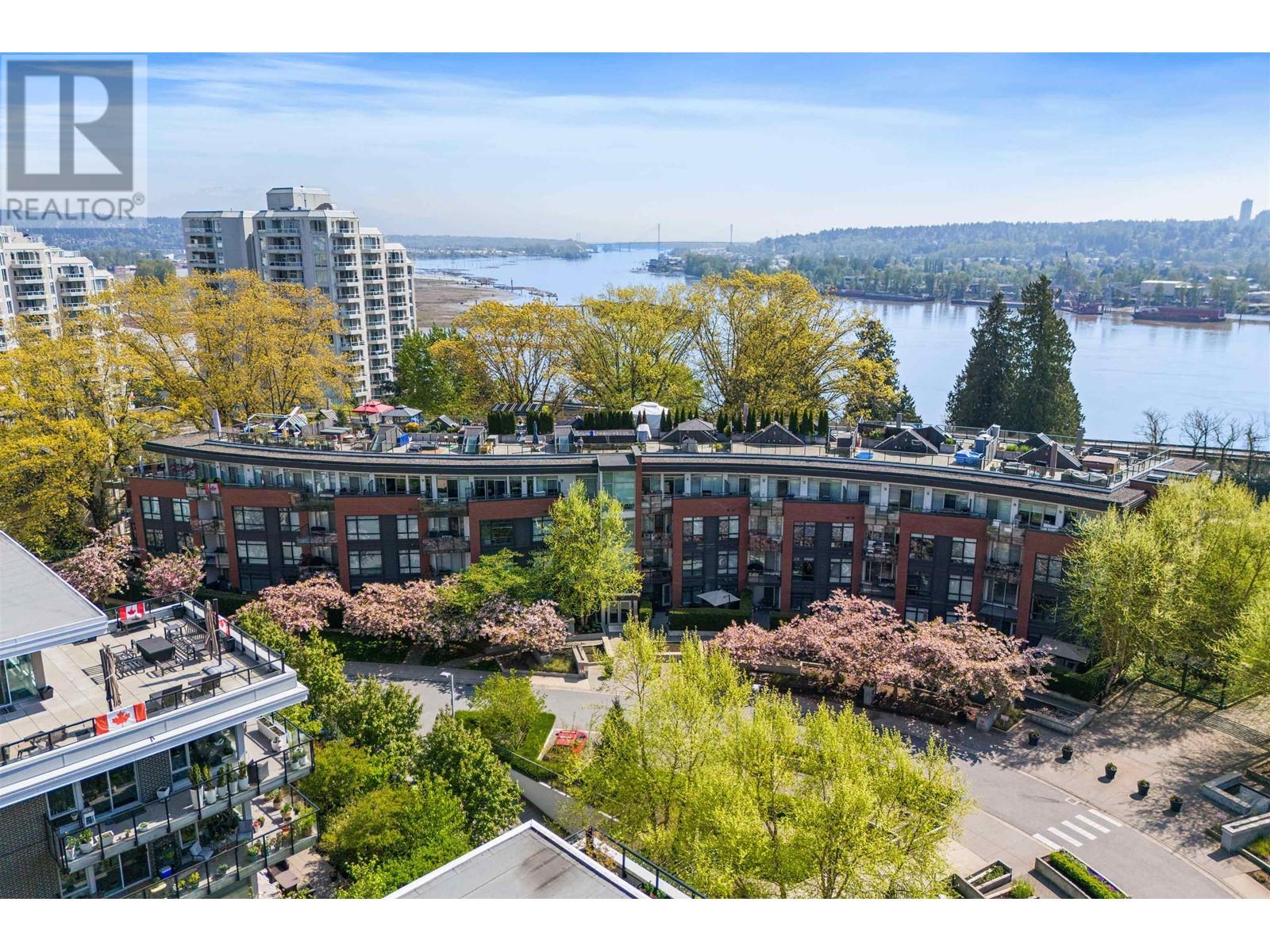 331 22 E Royal Avenue, New Westminster, British Columbia  V3L 0H1 - Photo 1 - R2998038