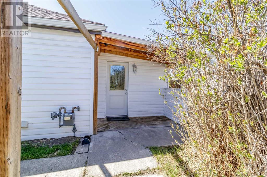 5012 51 Avenue, Eckville, Alberta  T0M 0X0 - Photo 21 - A2218378