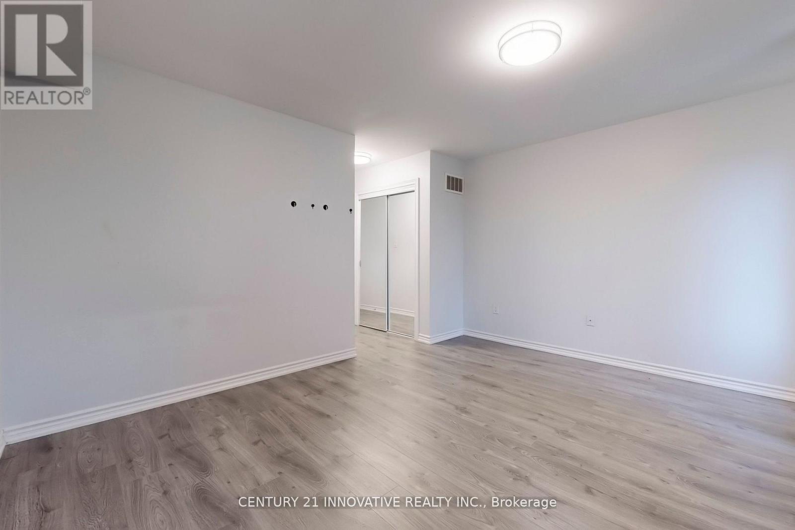 10 Hyderabad Lane, Markham, Ontario  L4E 0T8 - Photo 26 - N12128592