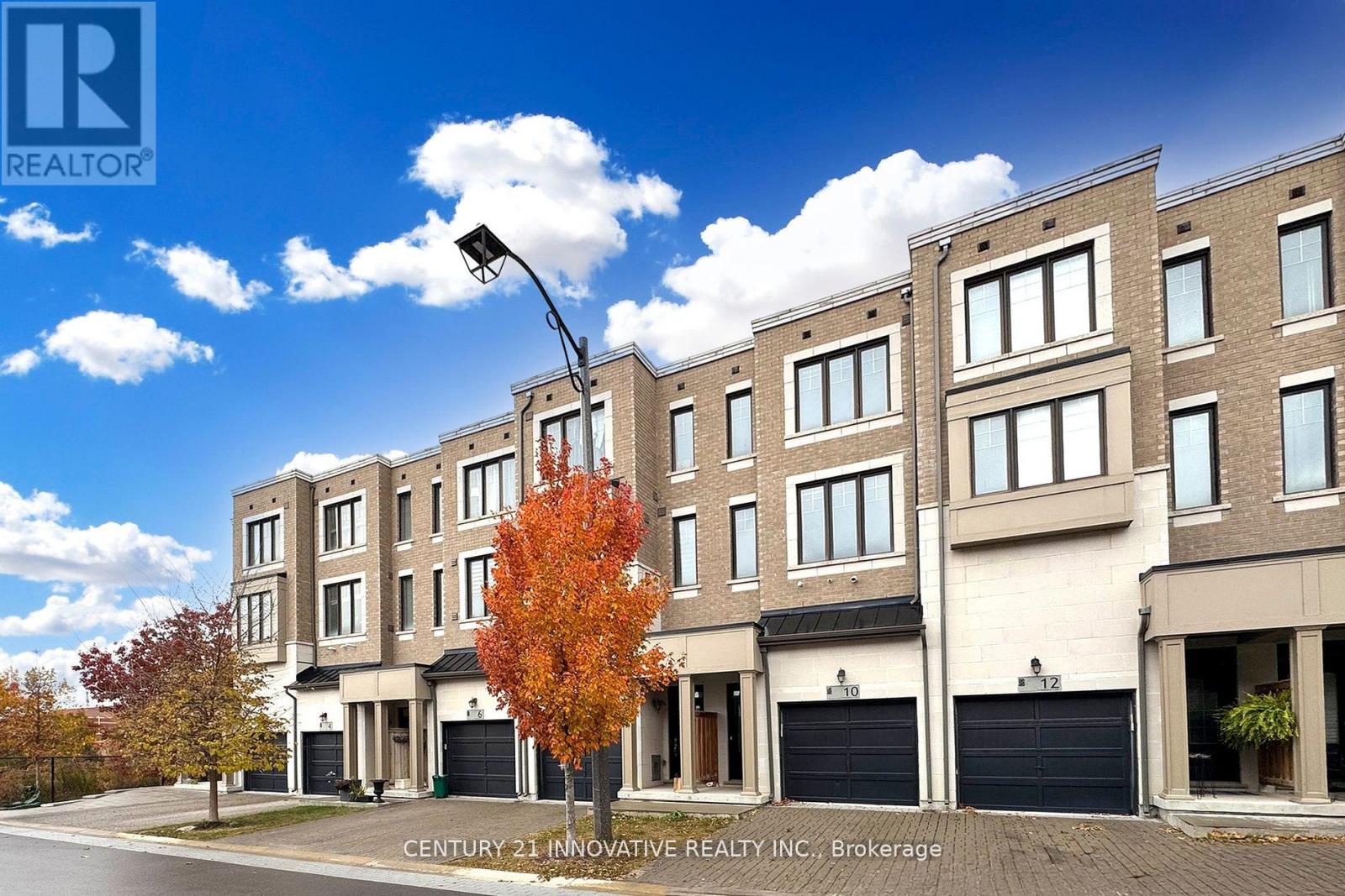 10 Hyderabad Lane, Markham, Ontario  L4E 0T8 - Photo 3 - N12128592