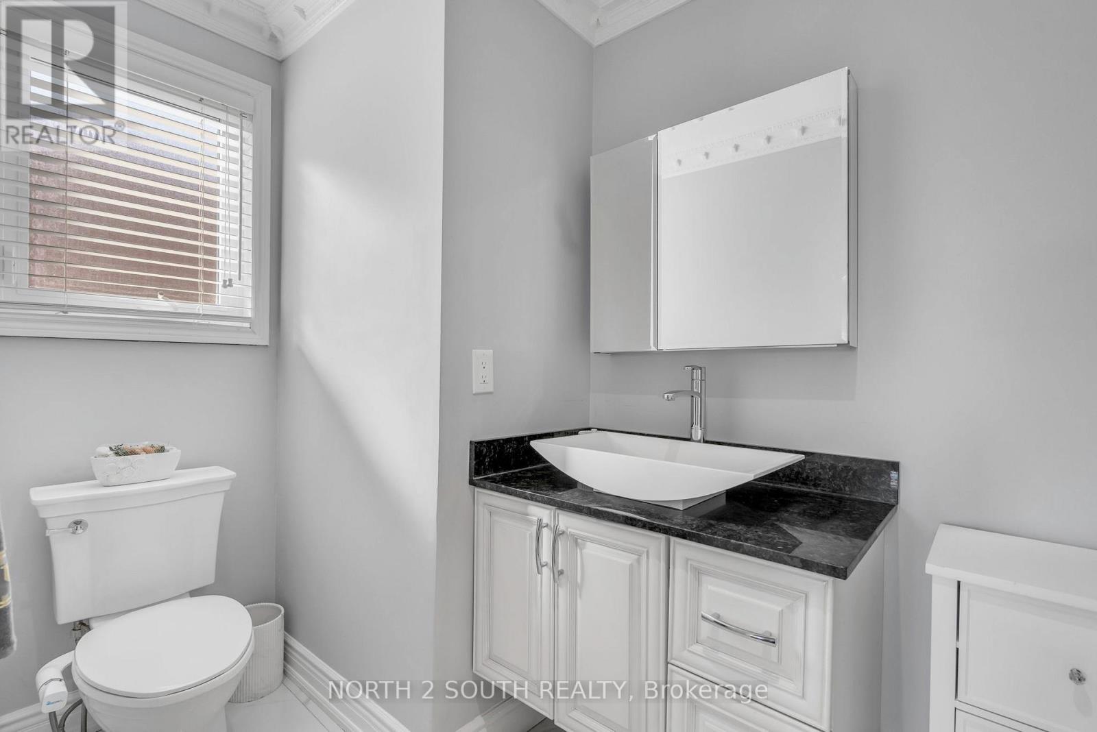 8350 Martin Grove Road, Vaughan, Ontario  L4L 6H1 - Photo 37 - N12128627