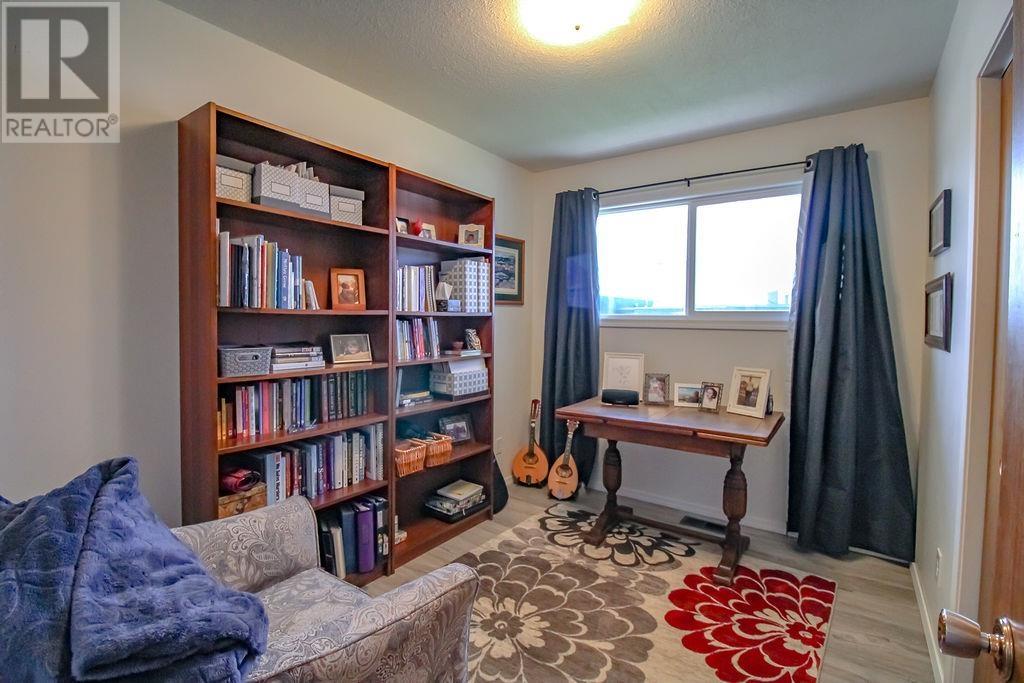 750 W 4th Avenue, Fort St. James, British Columbia  V0J 1P0 - Photo 12 - R2998391