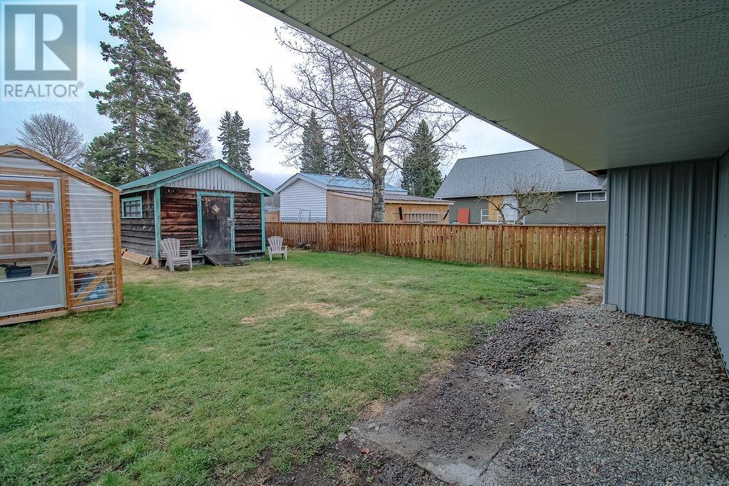 750 W 4th Avenue, Fort St. James, British Columbia  V0J 1P0 - Photo 30 - R2998391