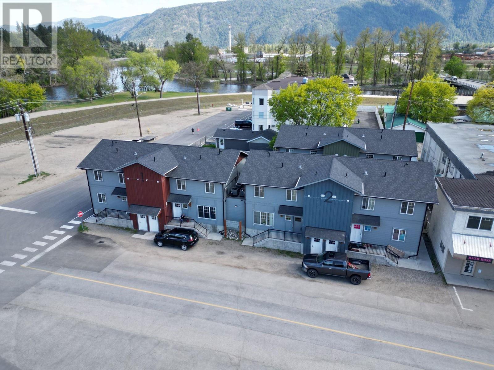 122 72nd Avenue, grand forks, British Columbia