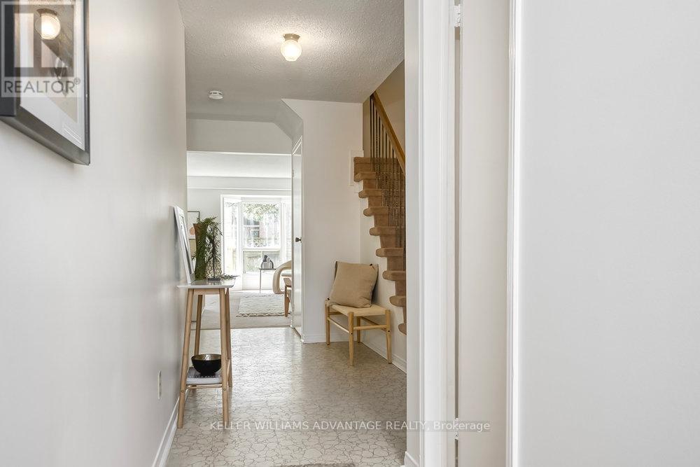 6 - 2355 Fifth Line W, Mississauga (Sheridan), Ontario  L5K 2M8 - Photo 3 - W12128542