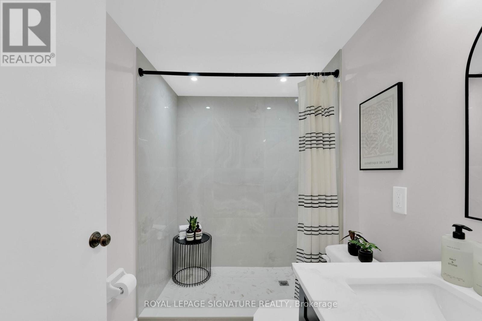 1402 - 41 Markbrook Lane, Toronto, Ontario  M9V 5E6 - Photo 13 - W12128564