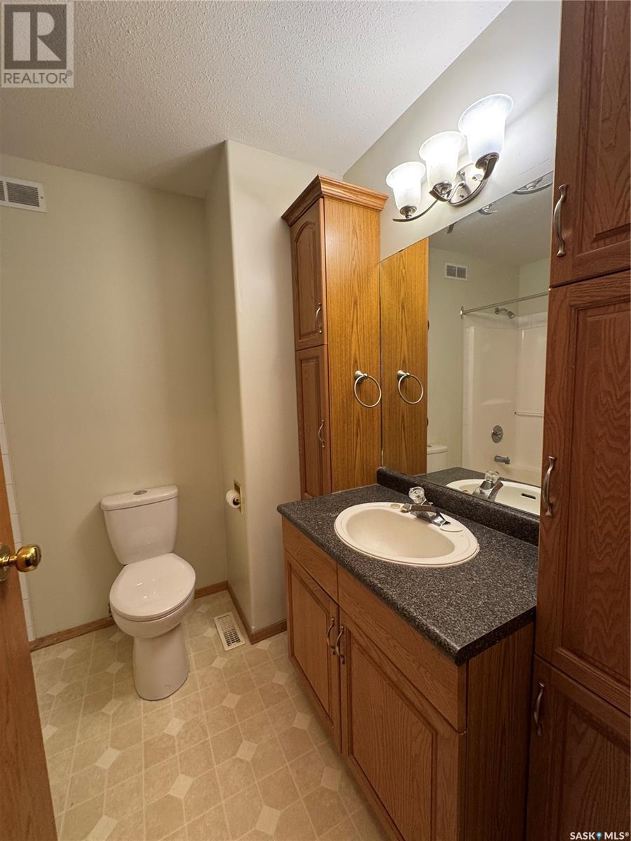 514 Macmillian Street, Hudson Bay, Saskatchewan  S0E 0Y0 - Photo 22 - SK999259