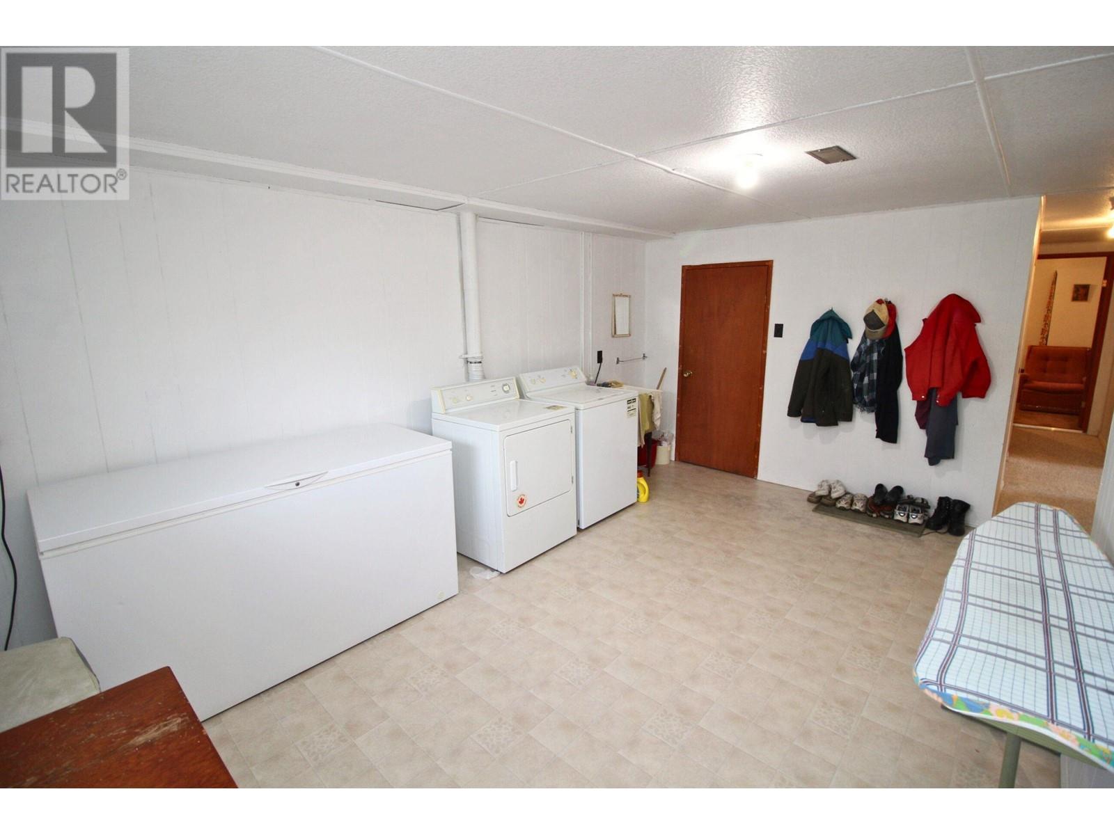 2020 Nadina Avenue, Houston, British Columbia  V0J 1Z0 - Photo 33 - R2997435