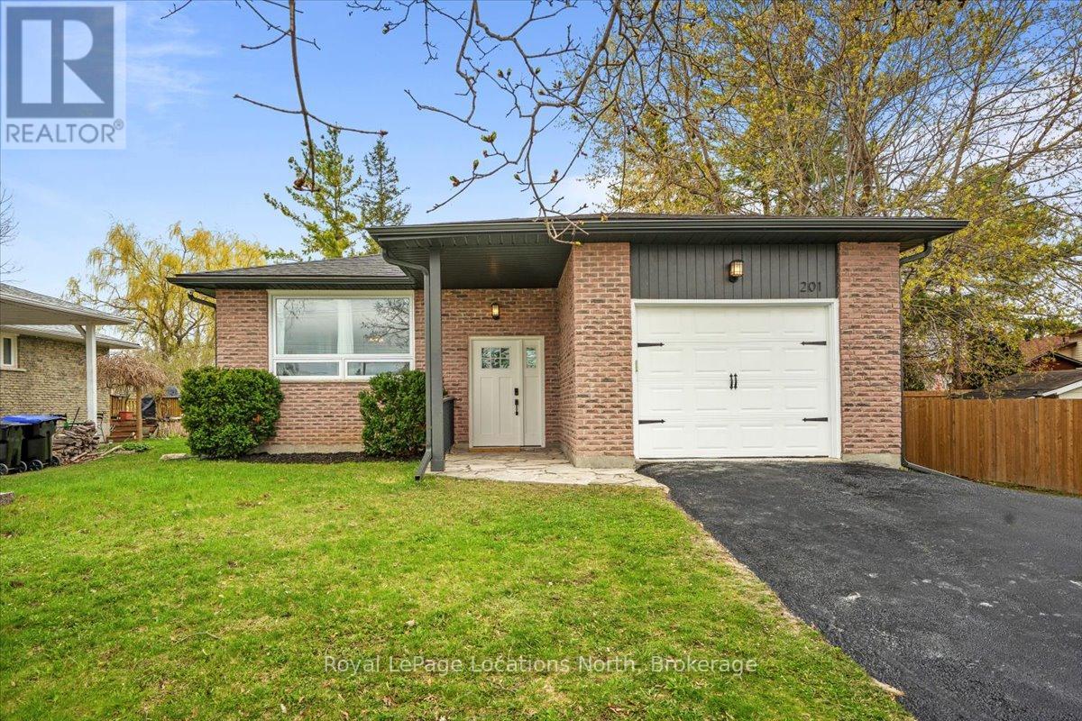 201 BEECH STREET, clearview (stayner), Ontario
