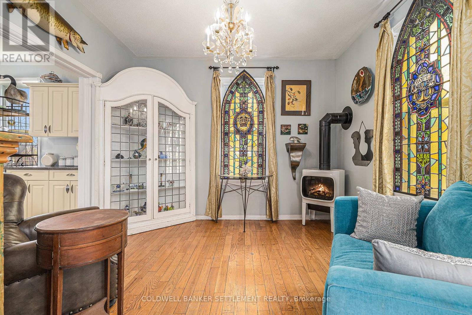 Property at 80 QUEEN STREET image 5