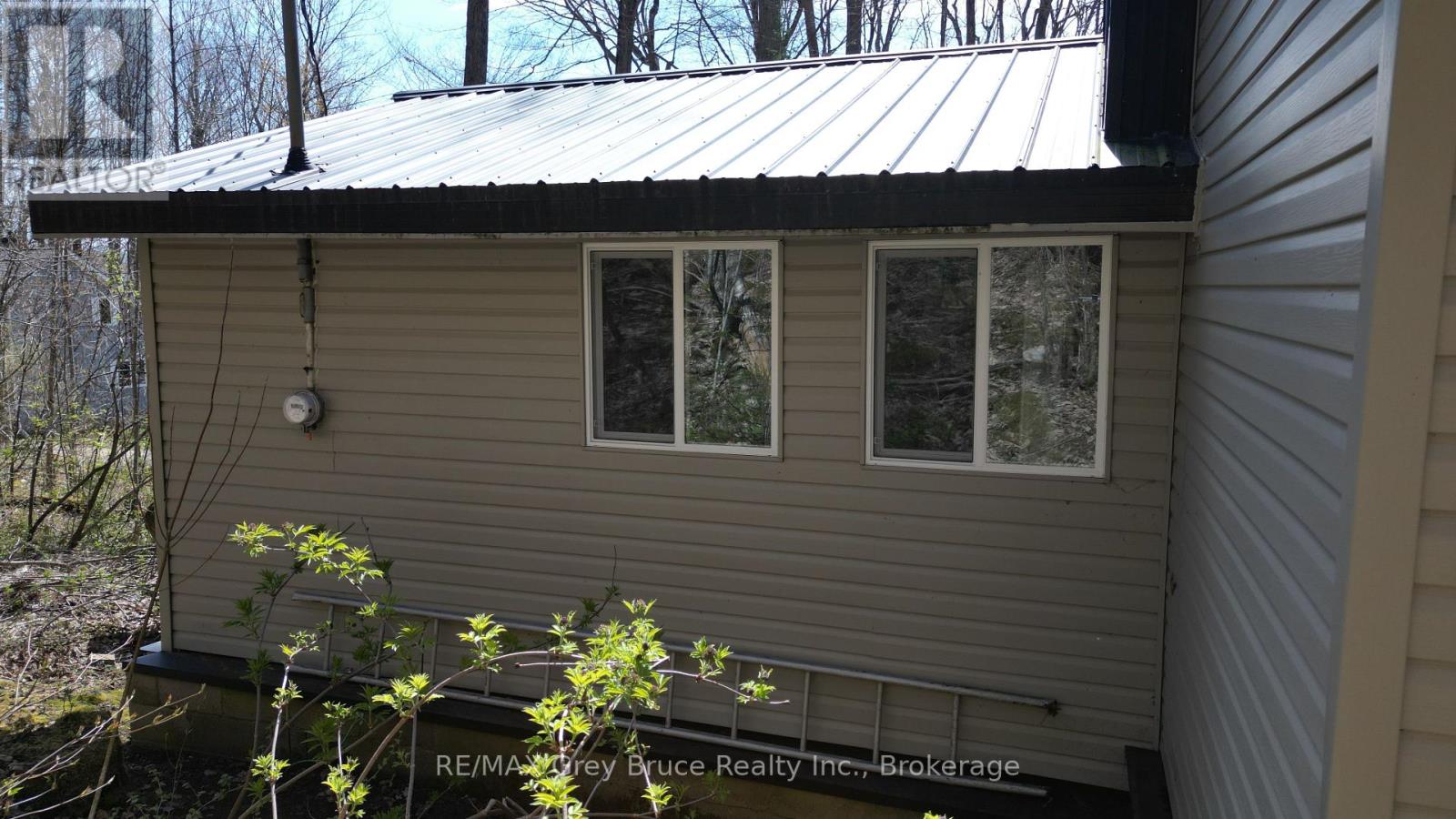 13 4th Avenue, South Bruce Peninsula, Ontario  N0H 2T0 - Photo 26 - X12128644