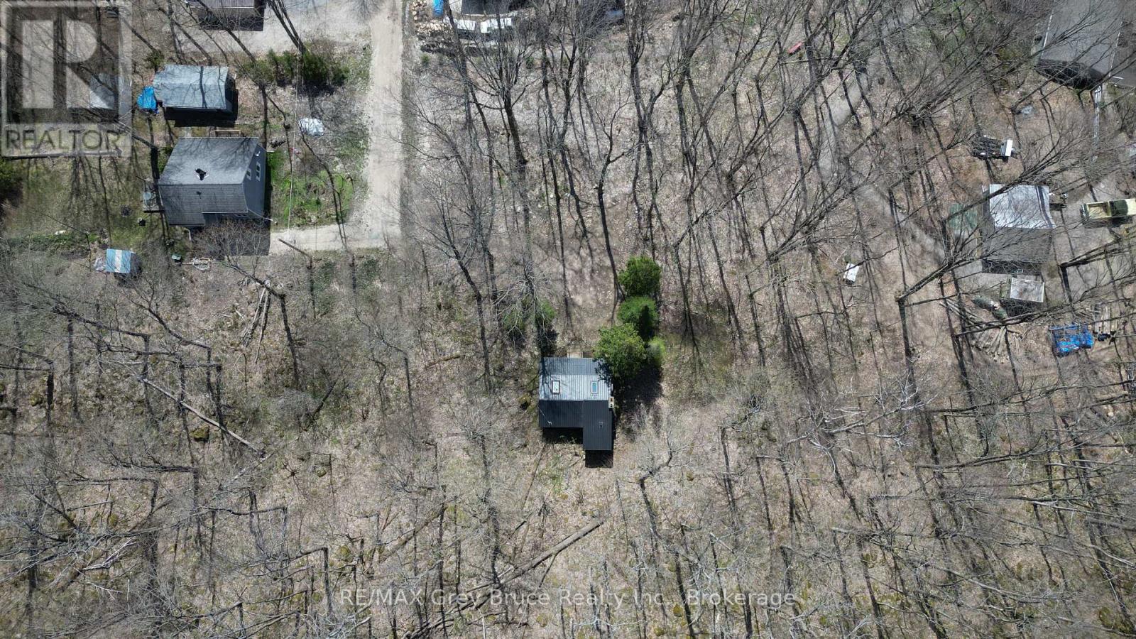 13 4th Avenue, South Bruce Peninsula, Ontario  N0H 2T0 - Photo 29 - X12128644