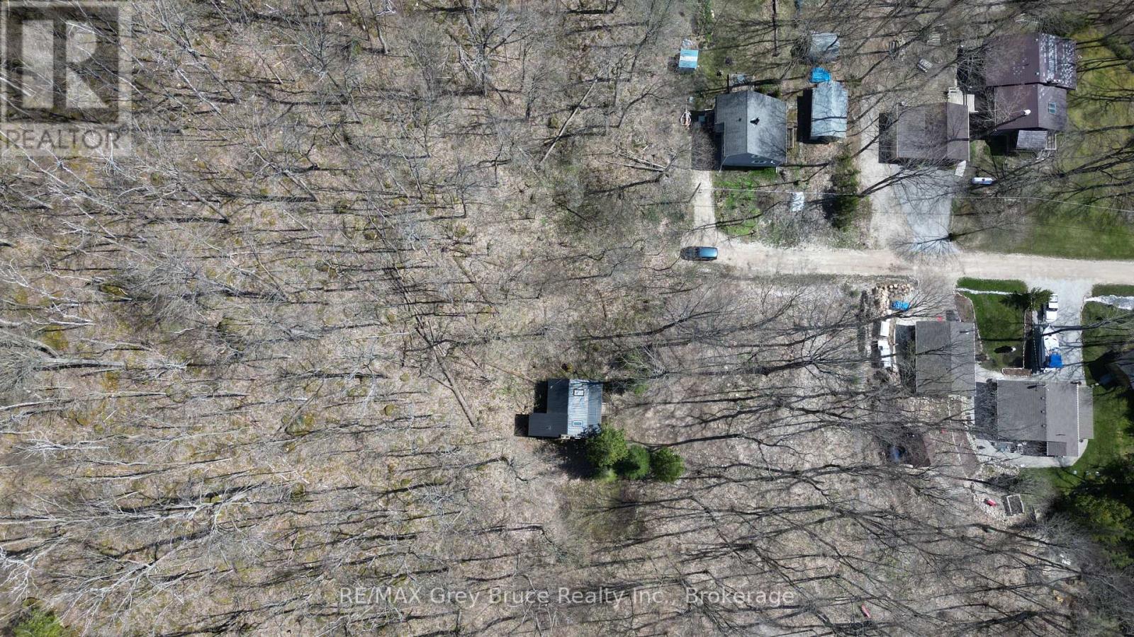 13 4th Avenue, South Bruce Peninsula, Ontario  N0H 2T0 - Photo 31 - X12128644