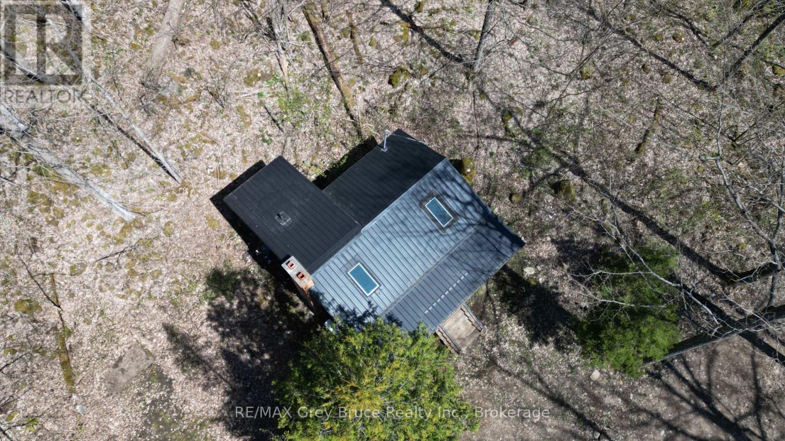 13 4th Avenue, South Bruce Peninsula, Ontario  N0H 2T0 - Photo 32 - X12128644