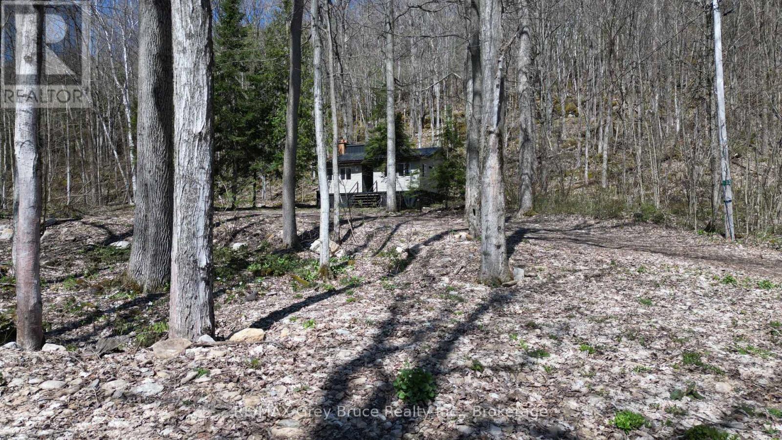 13 4th Avenue, South Bruce Peninsula, Ontario  N0H 2T0 - Photo 44 - X12128644