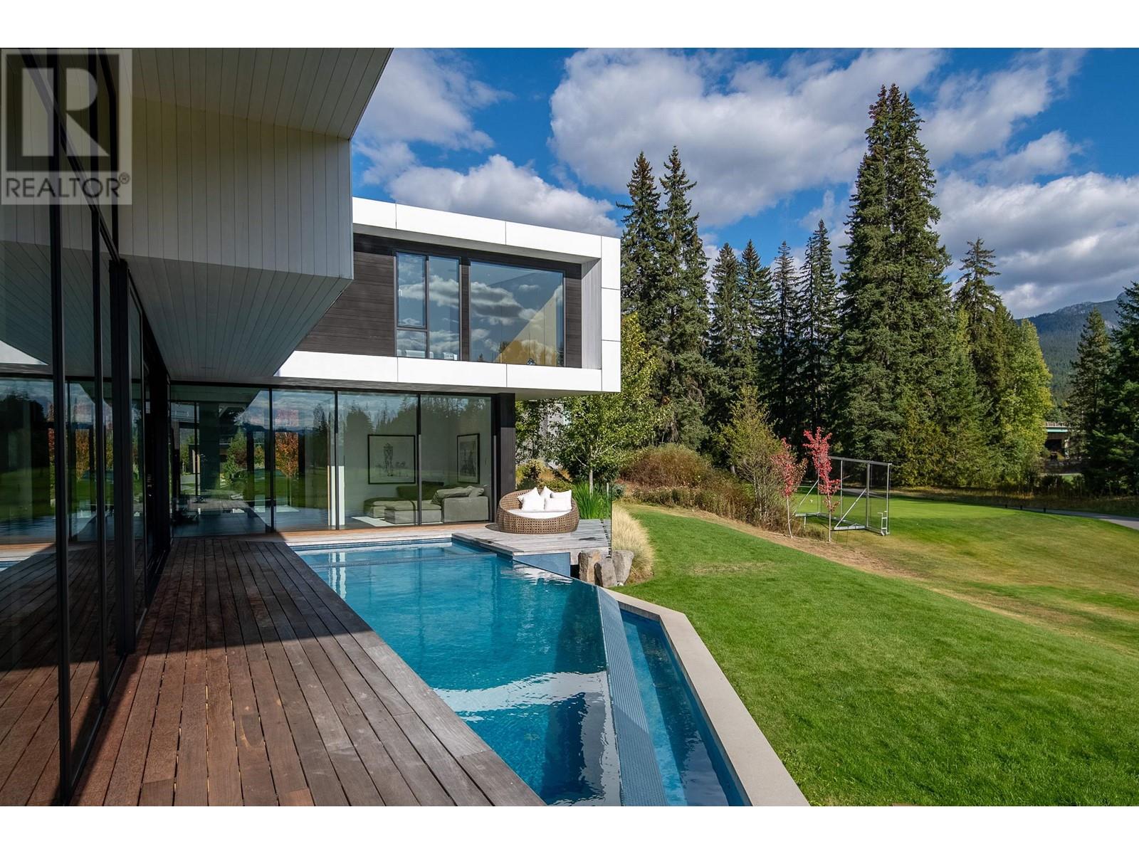 8080 Cypress Place, Whistler, British Columbia  V8E 1J9 - Photo 38 - R2999091