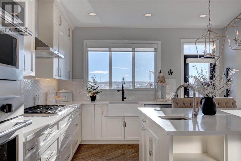 Property at 43 Mist Mountain Rise image 2