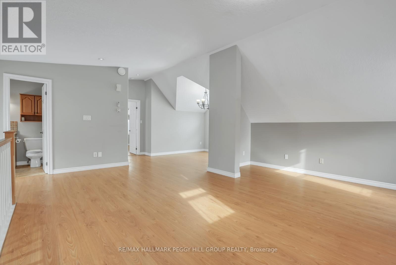 308 Miller Drive, Springwater, Ontario  L4N 9X7 - Photo 23 - S12083555