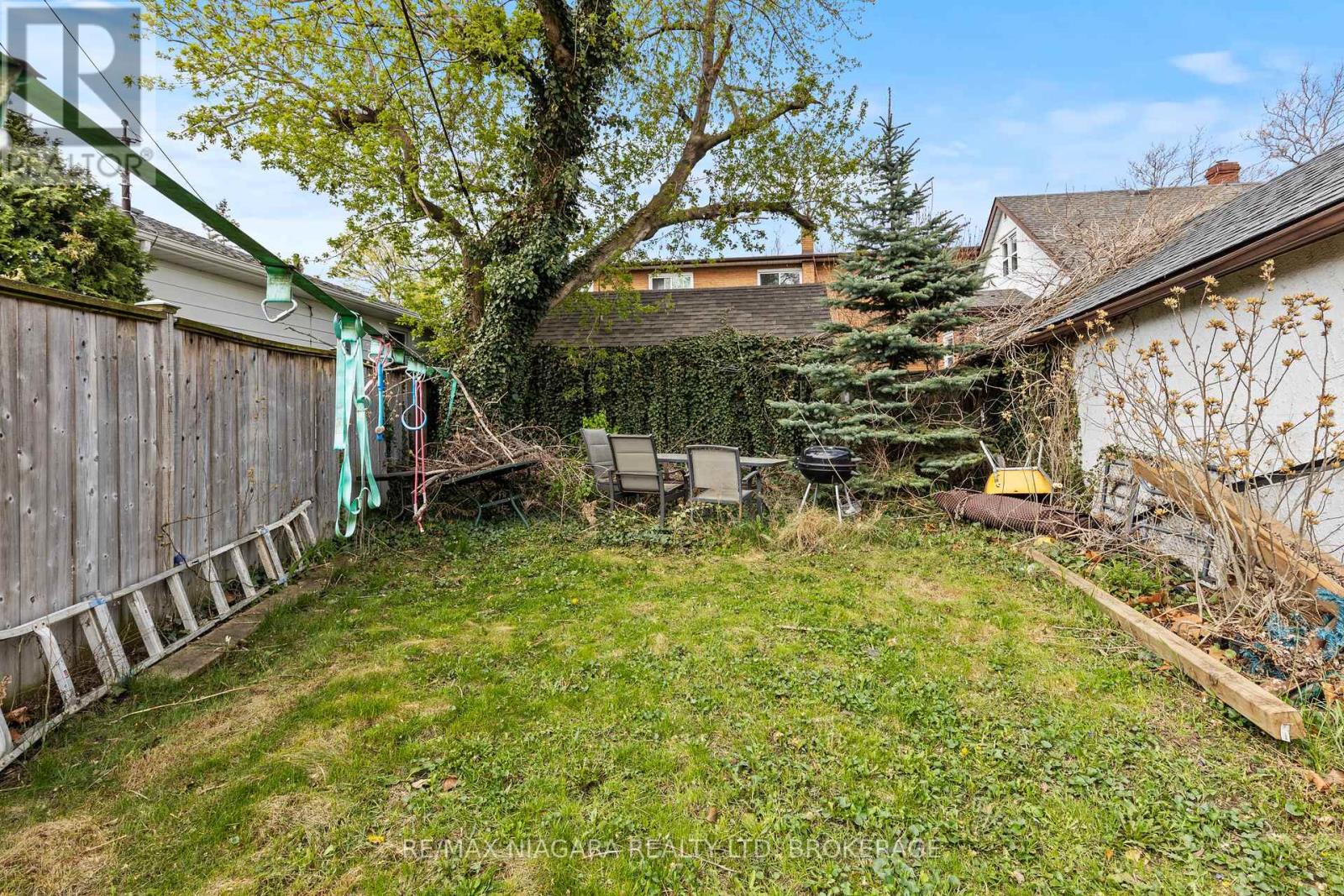 362 Carlton Street, St. Catharines (Facer), Ontario  L2M 4W5 - Photo 10 - X12128704