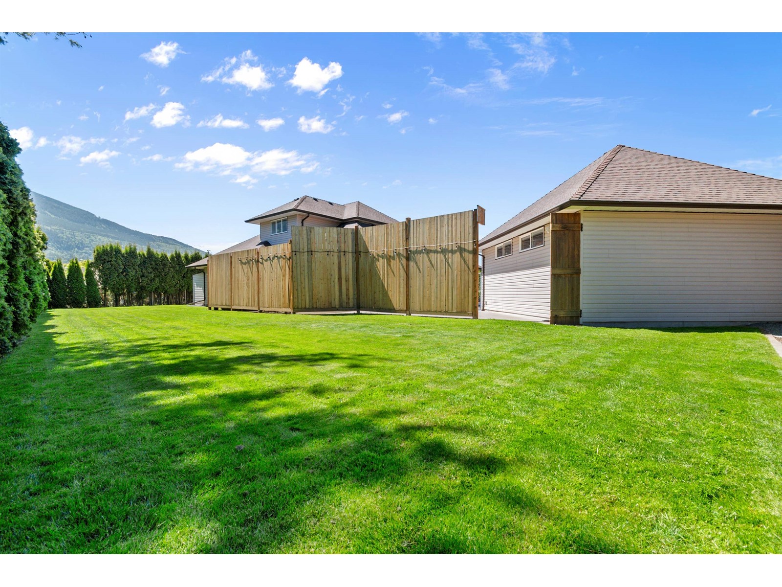 4470 Anita Street, Yarrow, Yarrow, British Columbia  V2R 5E3 - Photo 31 - R2998747