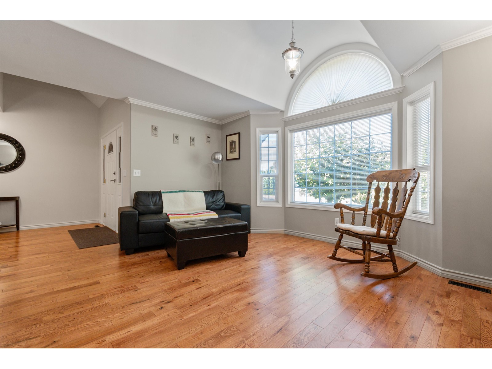 Property at 4470 ANITA STREET image 4