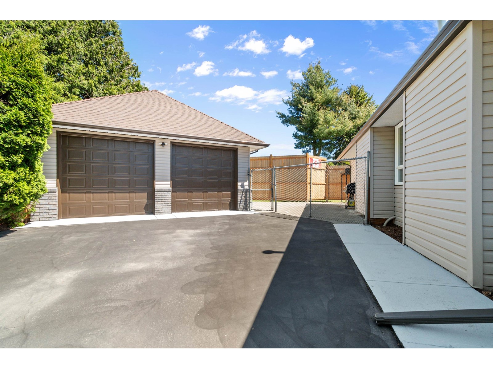 4470 Anita Street, Yarrow, Yarrow, British Columbia  V2R 5E3 - Photo 28 - R2998747