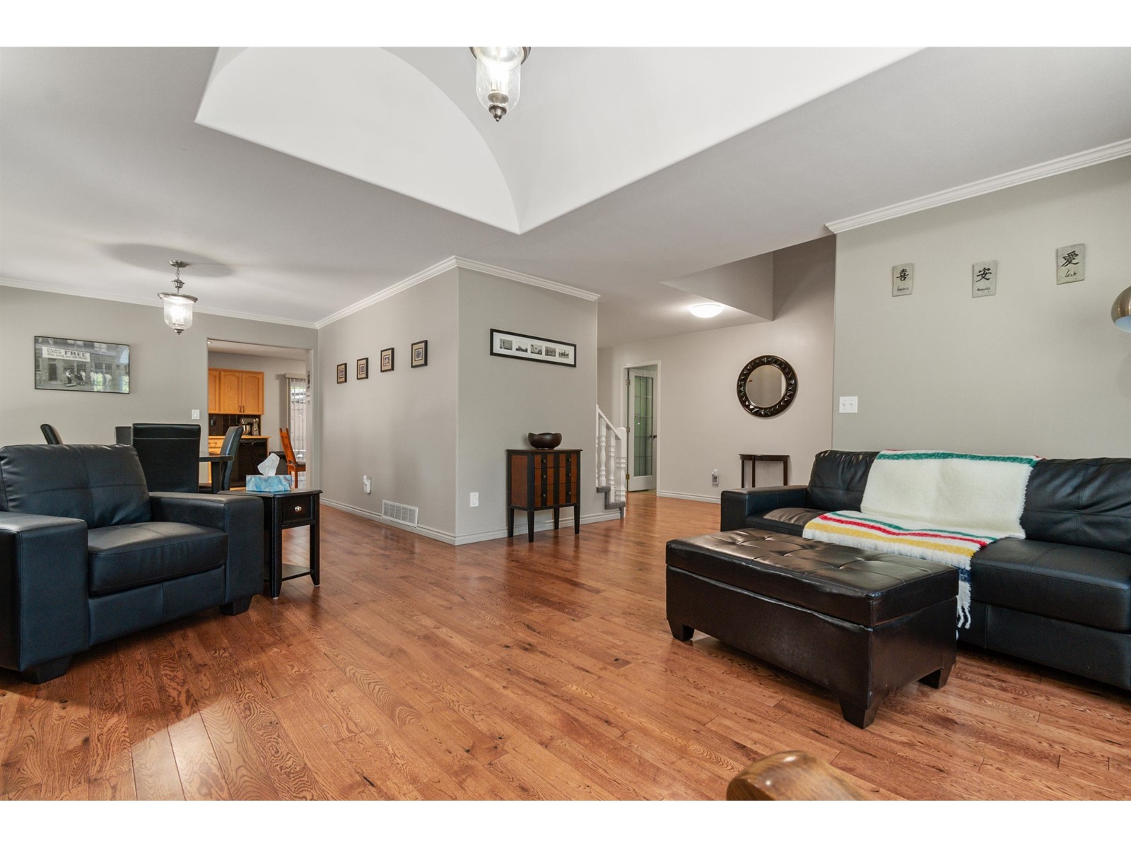 Property at 4470 ANITA STREET image 5