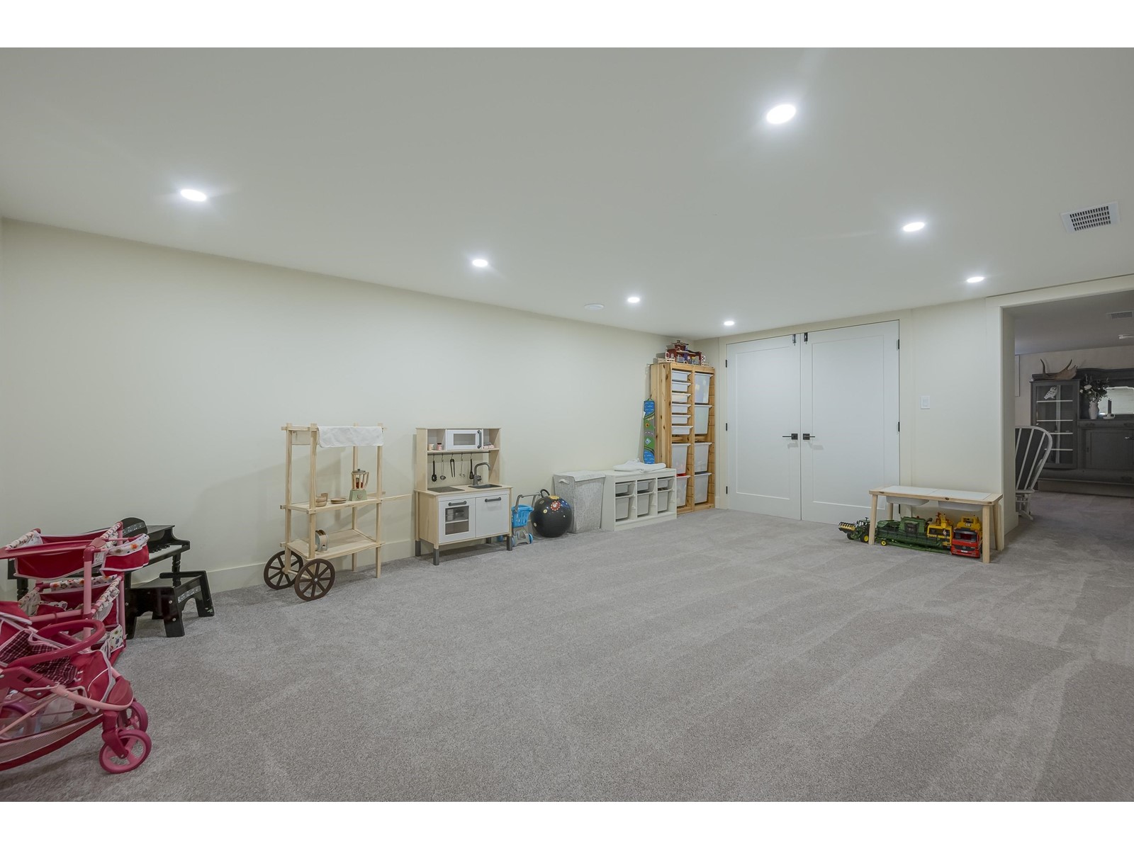 1716 Agassiz Avenue, Agassiz, Agassiz, British Columbia  V0M 1A3 - Photo 18 - R2998181