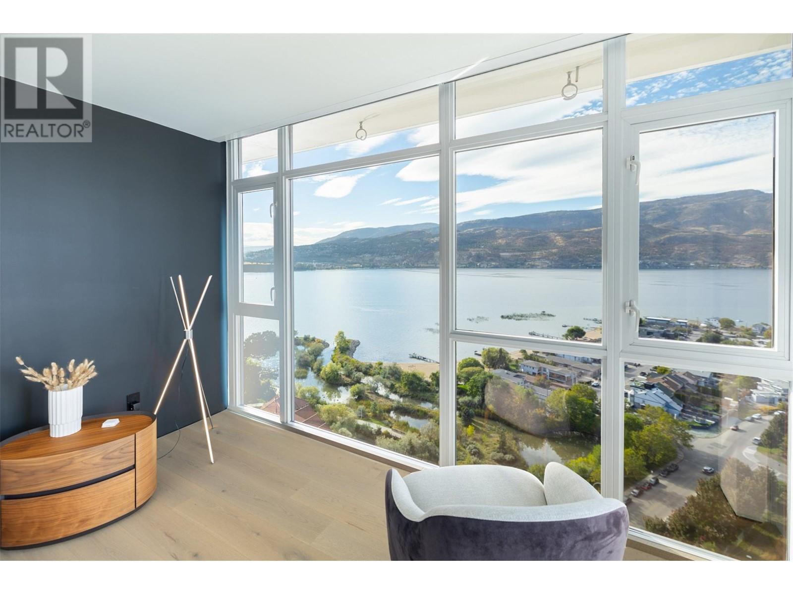 Property at 1075 Sunset Drive Unit# PH1 image 2