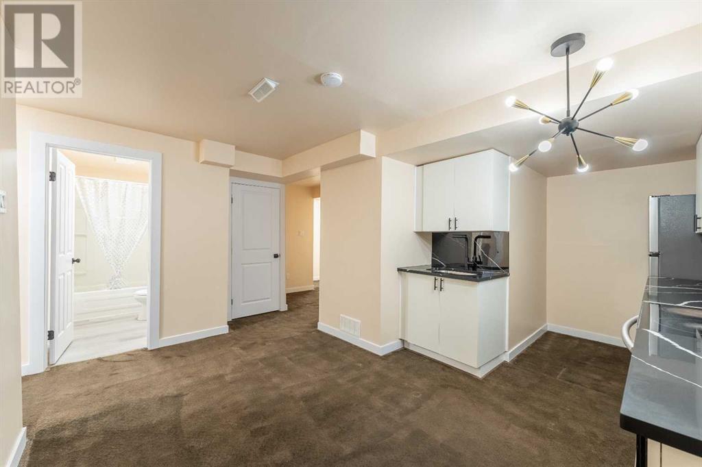6211 Saddlehorn Drive Ne, Calgary, Alberta  T3J 4M5 - Photo 28 - A2216120