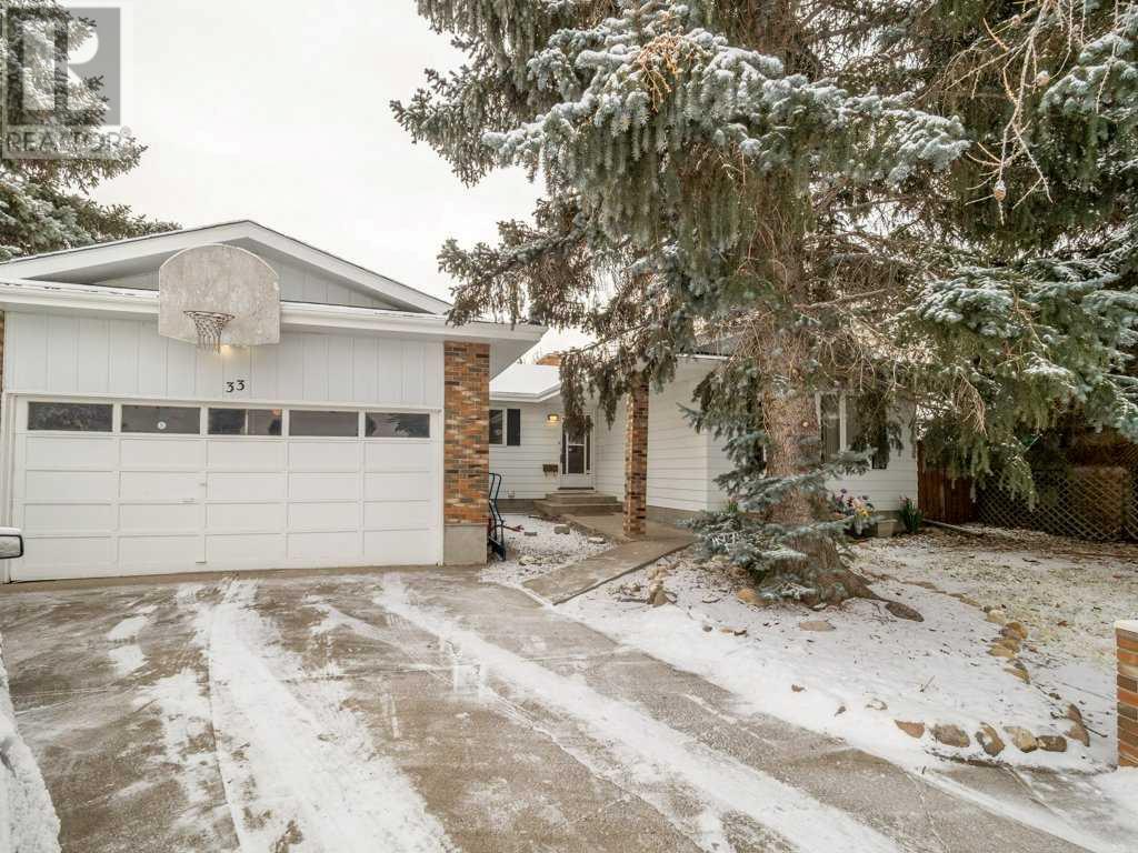 Property at 33 Nevada Road W image 1