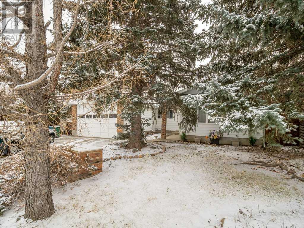 Property at 33 Nevada Road W image 3