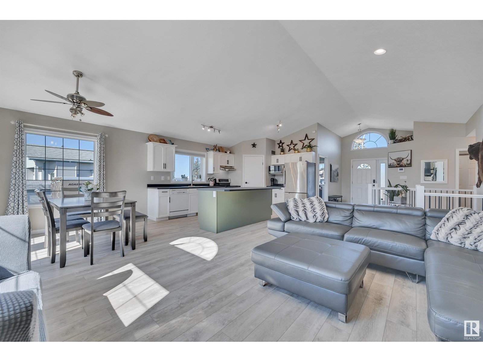 5145 Sportsview Dr, New Sarepta, Alberta  T0B 3M0 - Photo 10 - E4434797