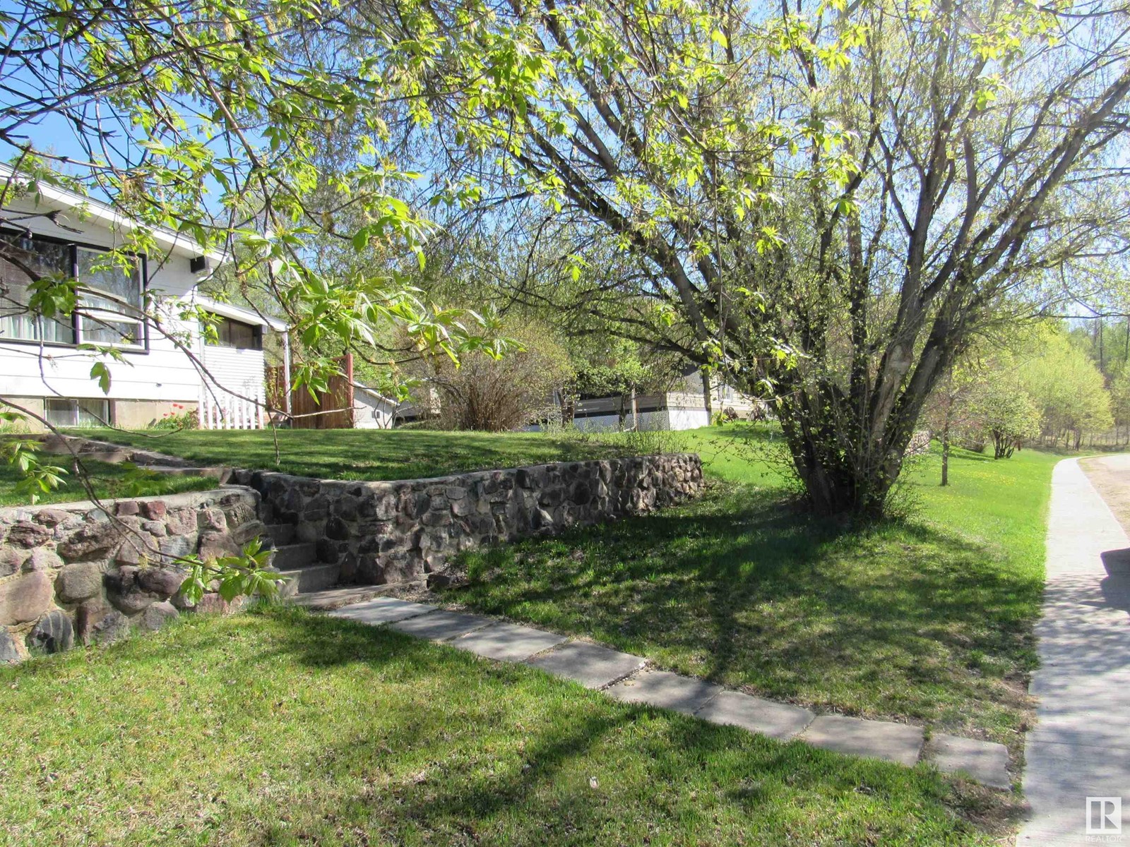 53 Crescent Drive, Fort Assiniboine, Alberta  T0G 1A0 - Photo 5 - E4434800