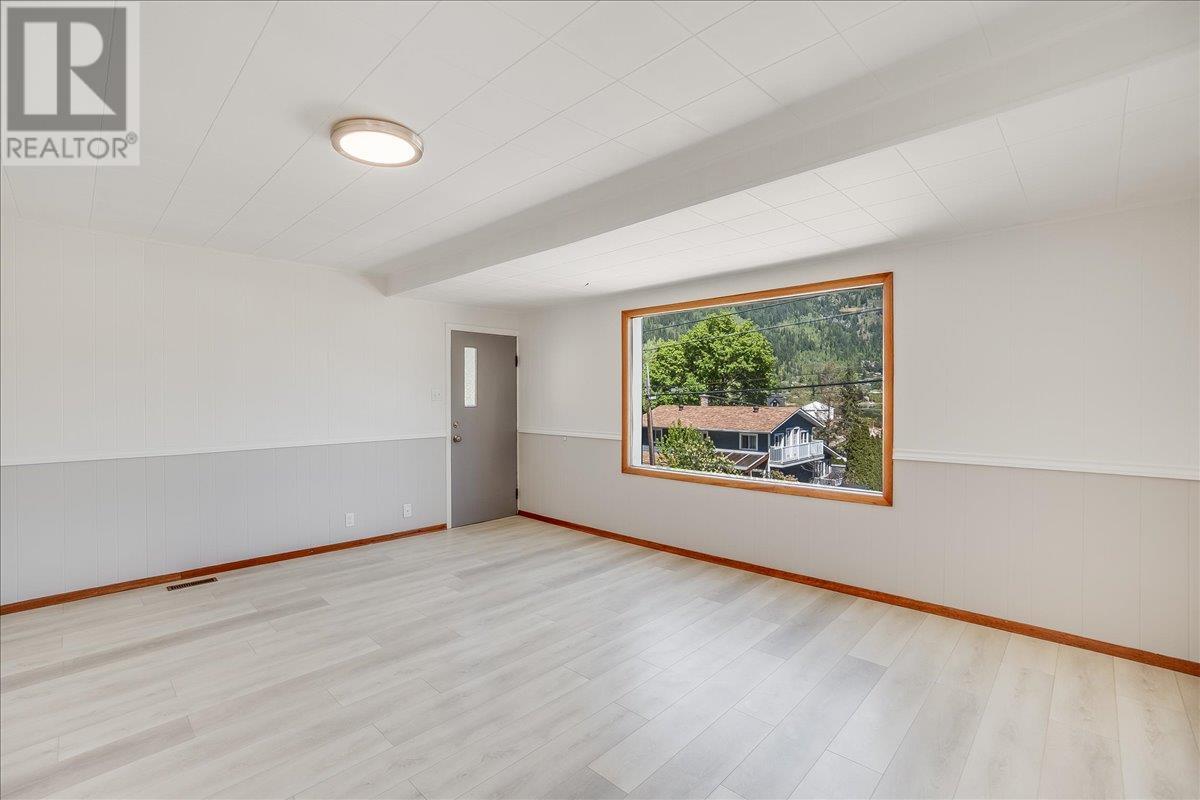 Property at 116 Chatham Street image 5