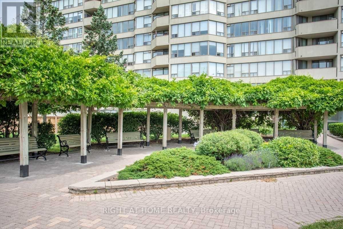 510 - 700 Constellation Drive, Mississauga, Ontario  L5R 3G8 - Photo 5 - W12040126
