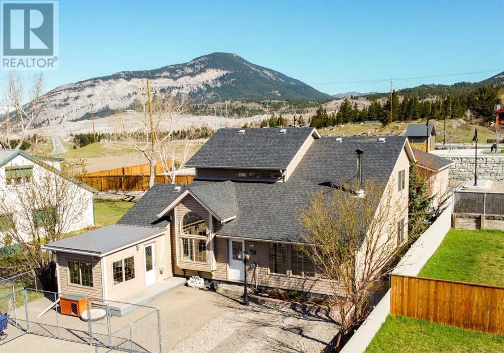 2134 214 Street, Bellevue, Alberta  T0K 0C0 - Photo 1 - A2216440