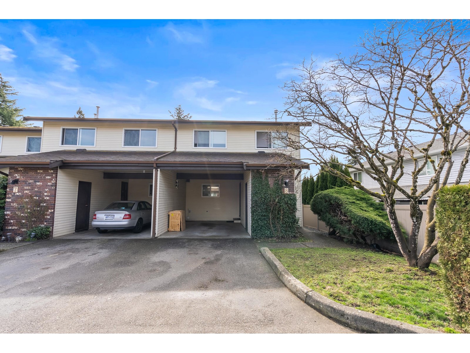 Property at 8 33951 MARSHALL ROAD image 3