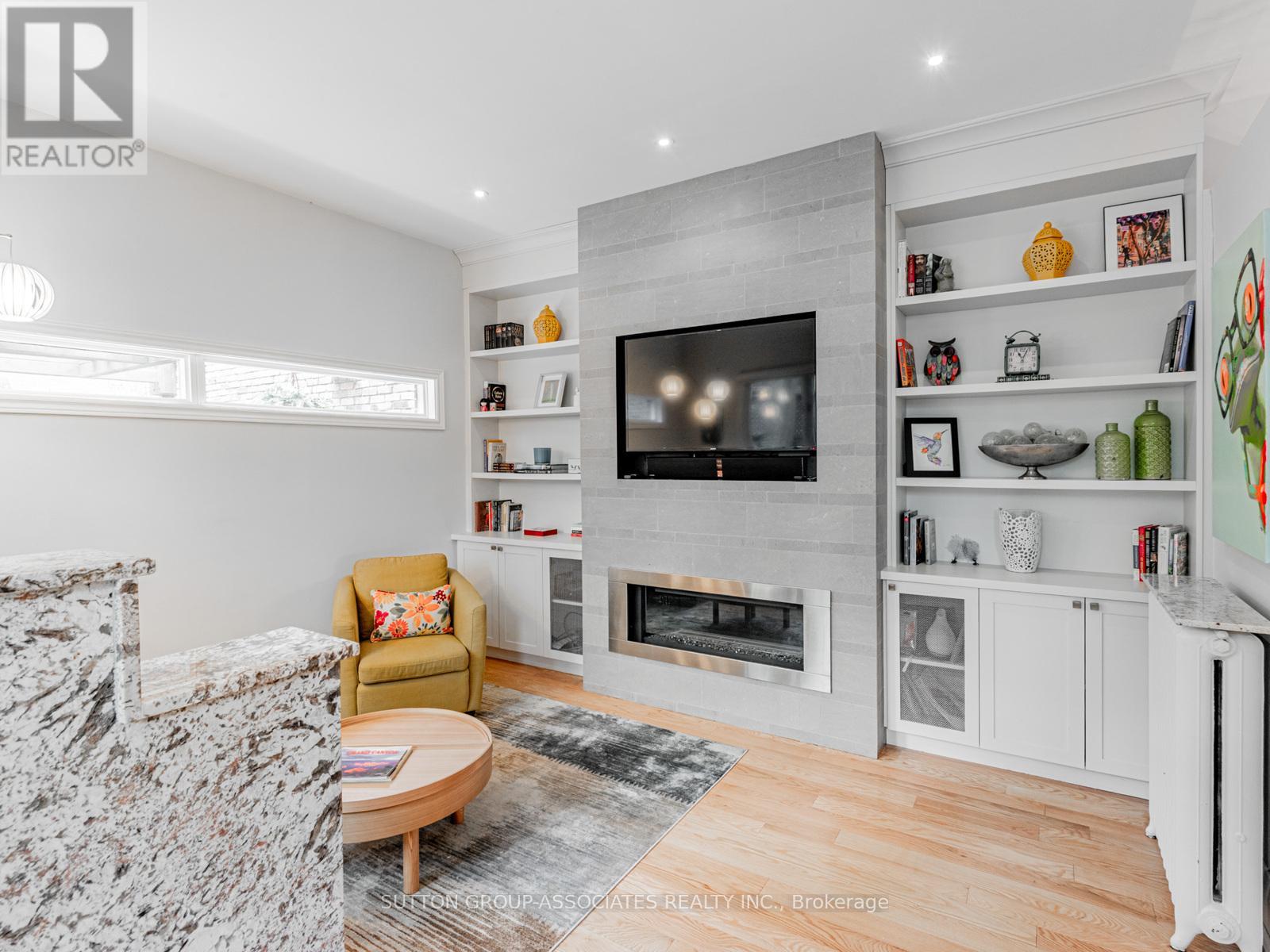 20 Glengrove Avenue E, Toronto (Lawrence Park South), Ontario  M4N 1E7 - Photo 10 - C12128667